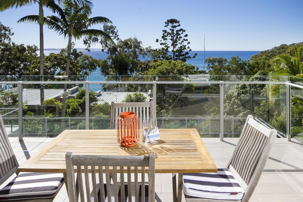 Courtyard Charm, Ocean Views, Little Cove *