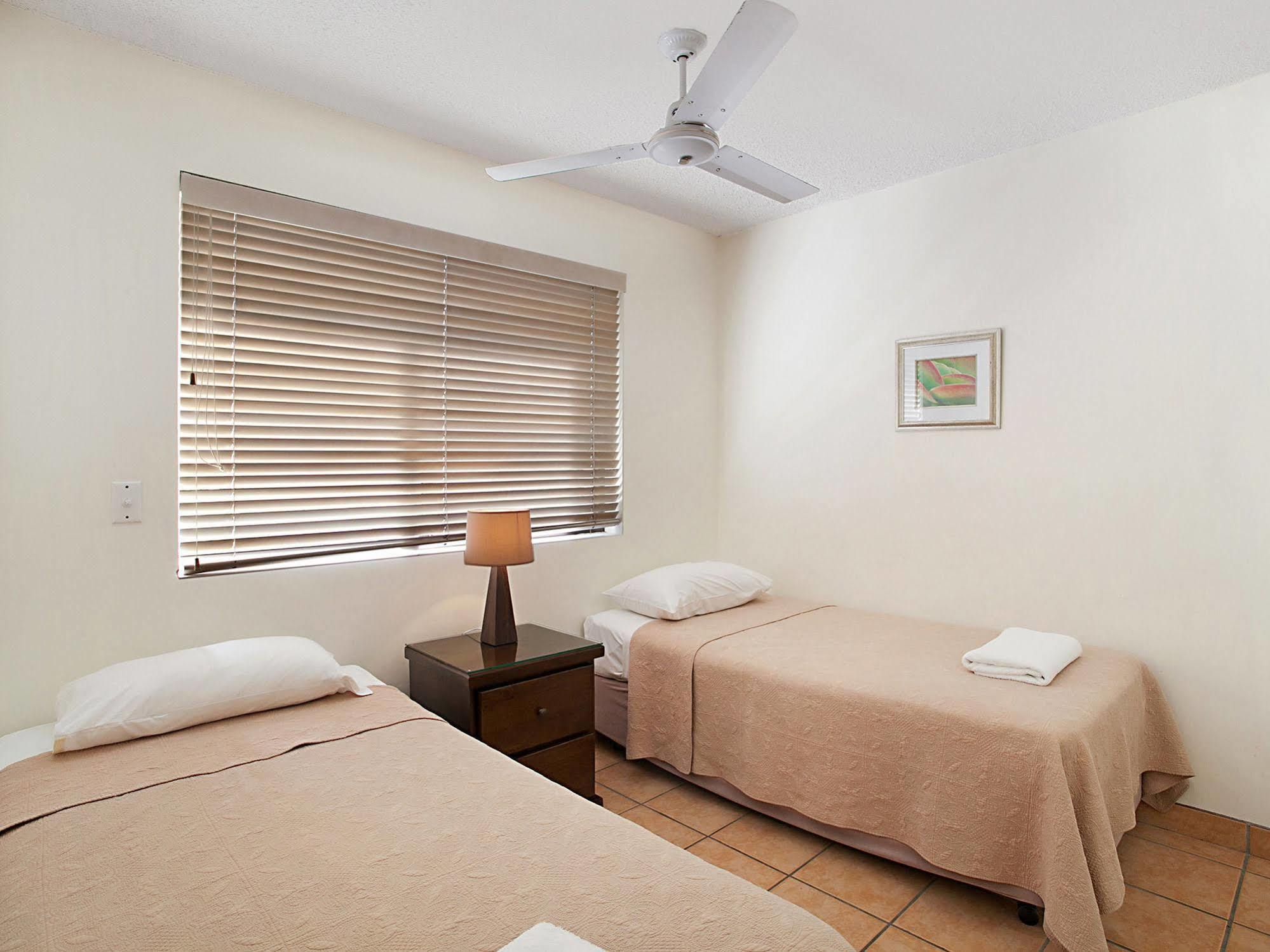 Cayman Quays Motel Noosaville