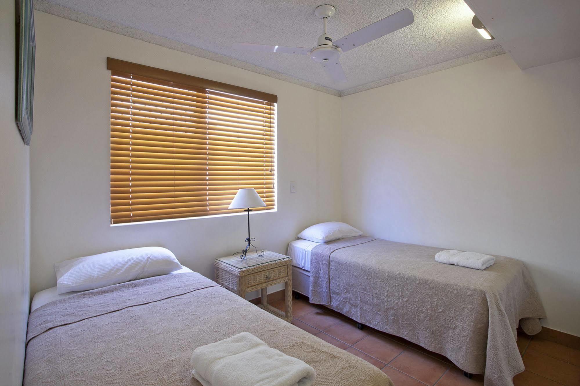 Cayman Quays Motel Noosaville