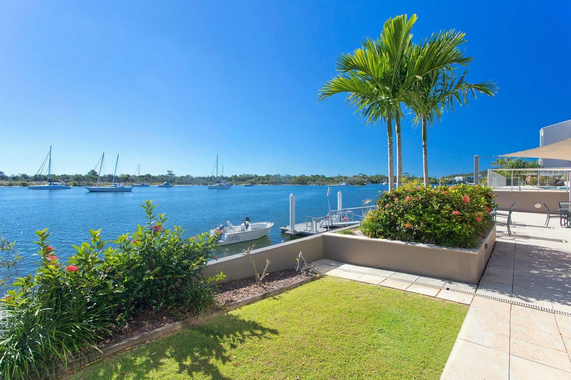 Aparthotel Shores