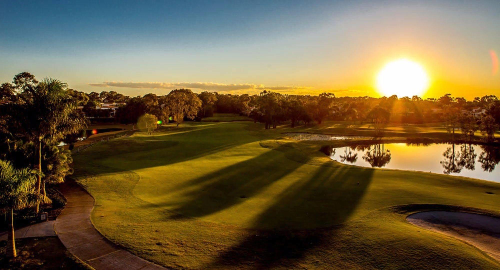 Springs Golf & 4* Noosa Heads