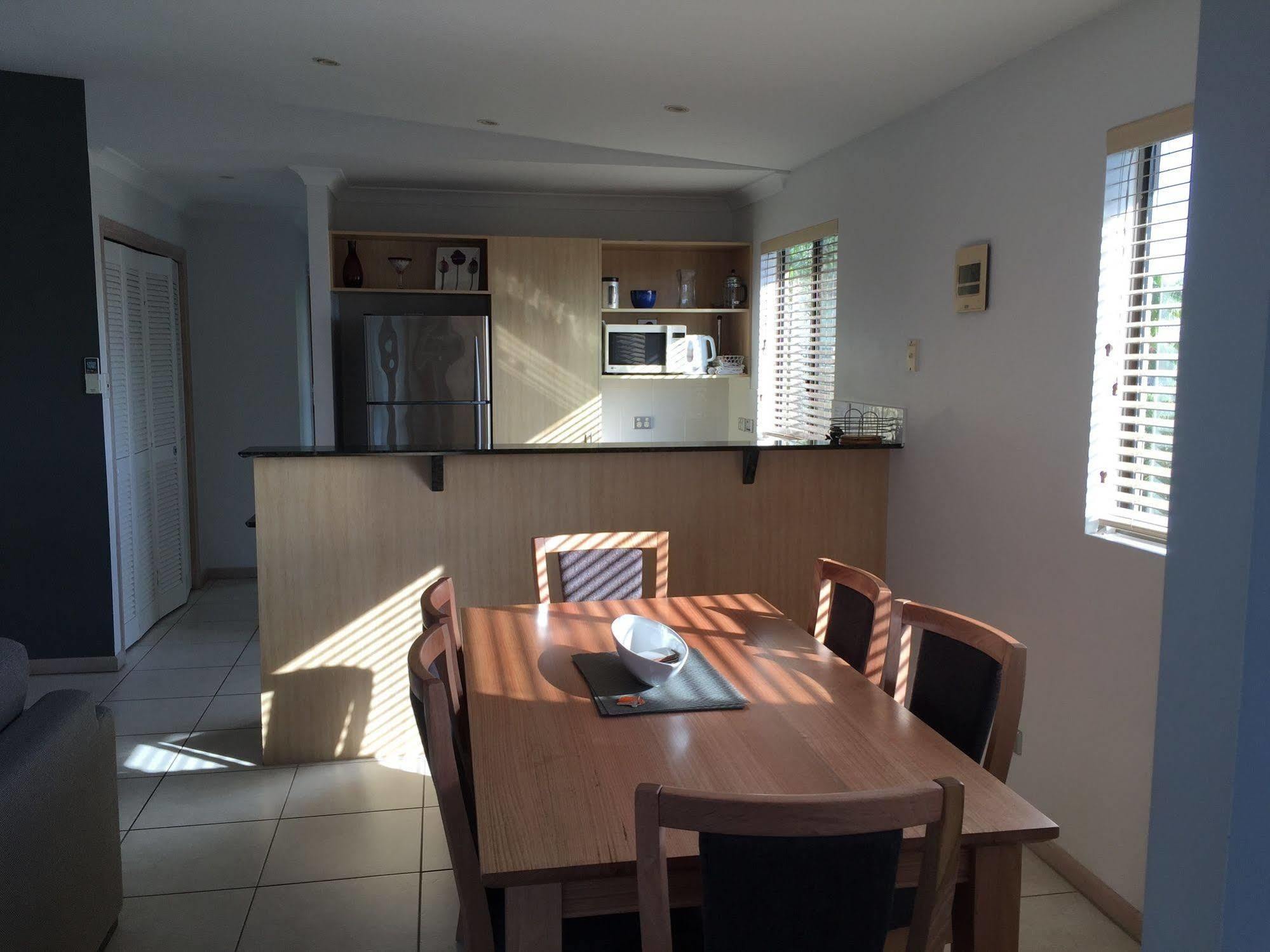 Cockleshell Sands Apartment Noosaville