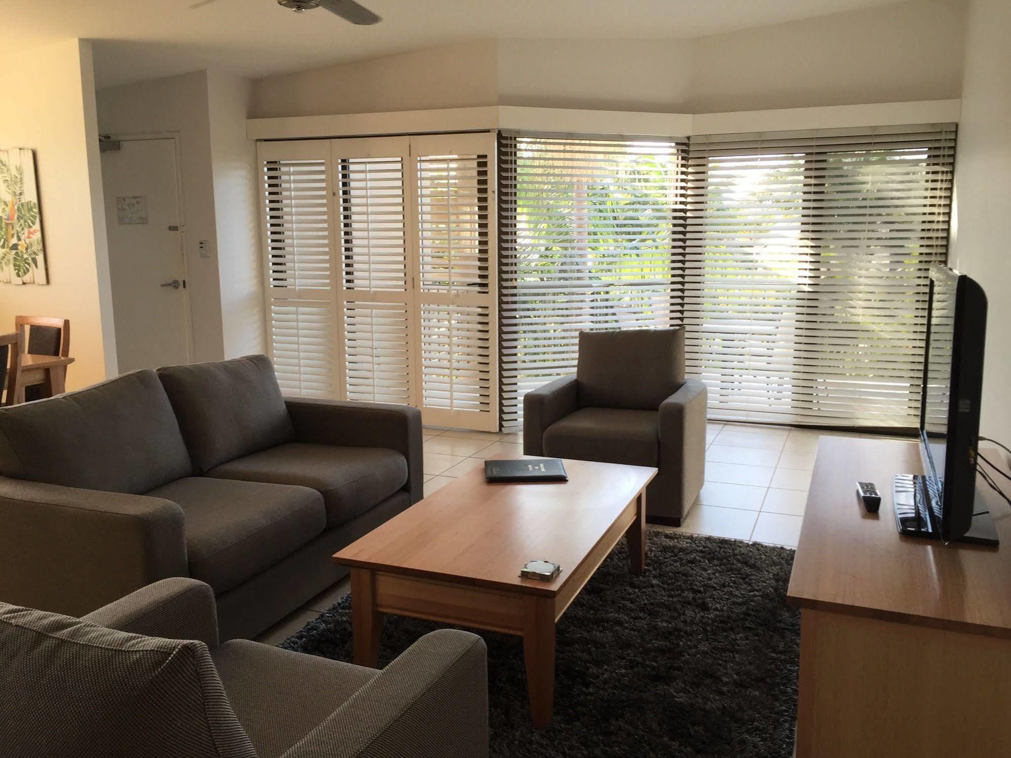 Cockleshell Sands Apartment *