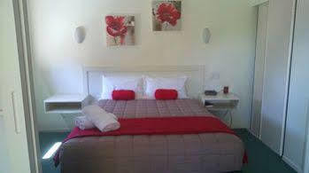 Noosa River Sandy Shores Aparthotel