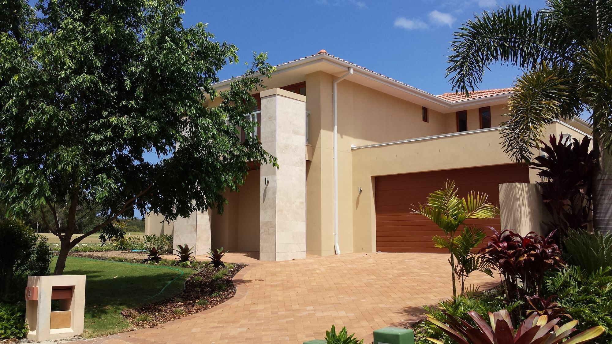 Springs Golf & 4* Noosa Heads
