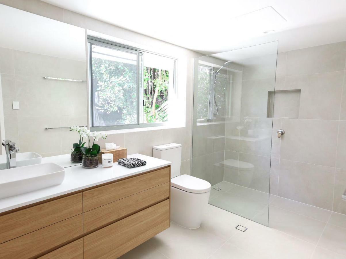 Hastings Park: Elegant Gem By The
