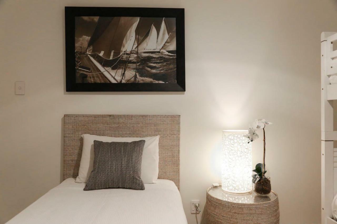 Hastings Park: Elegant Gem By The Apartment