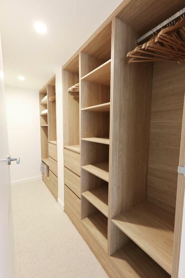 Hastings Park: Elegant Gem By The Apartment *