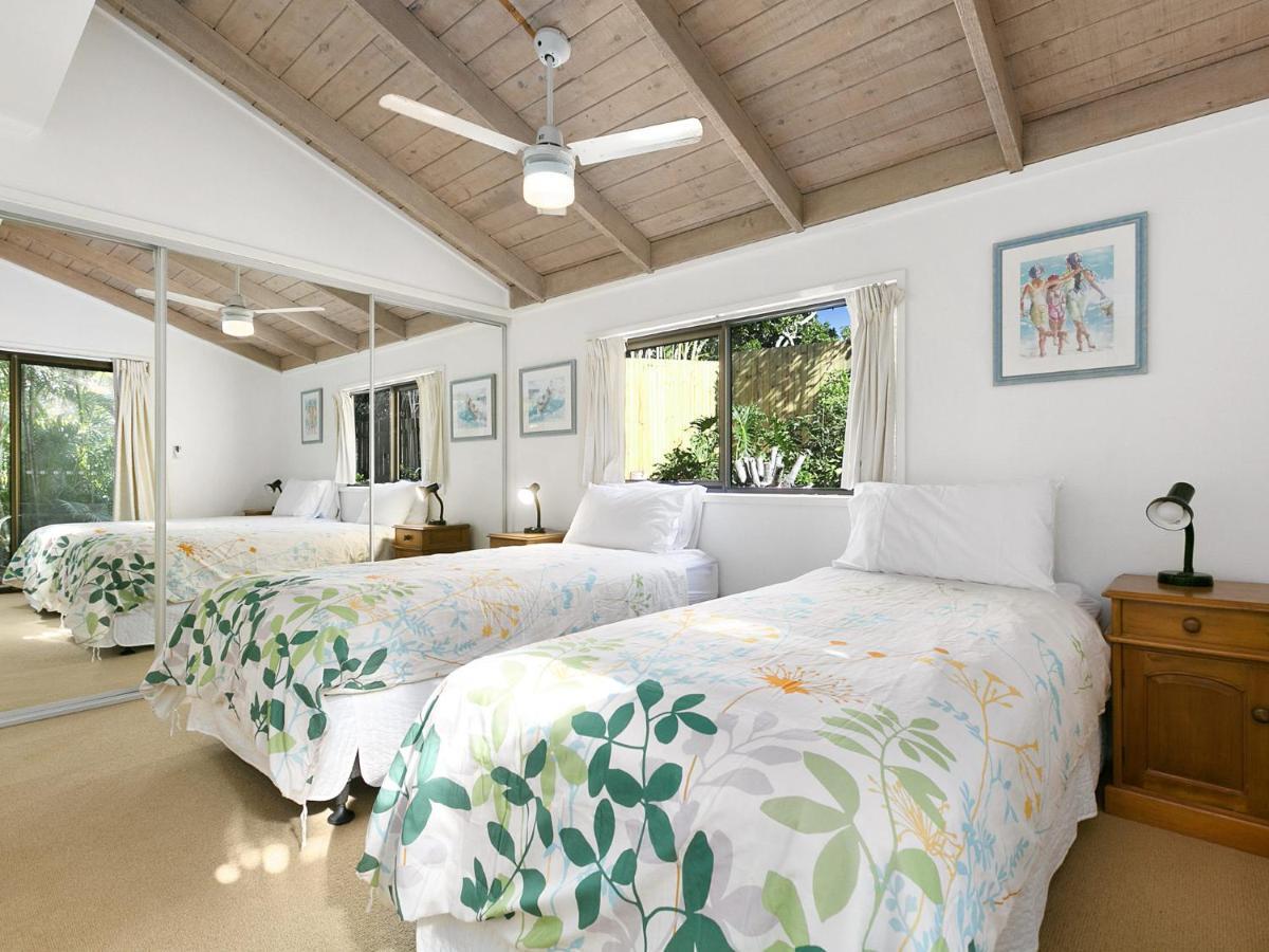 Serenity And Pet Friendly 9 Seaview Terrace Qld 4567 Holiday home Sunshine Beach