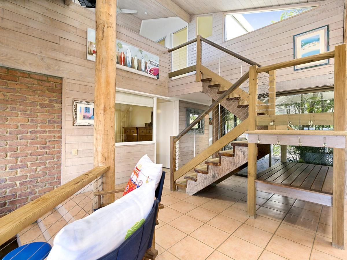 Holiday home Serenity And Pet Friendly 9 Seaview Terrace Qld 4567 *