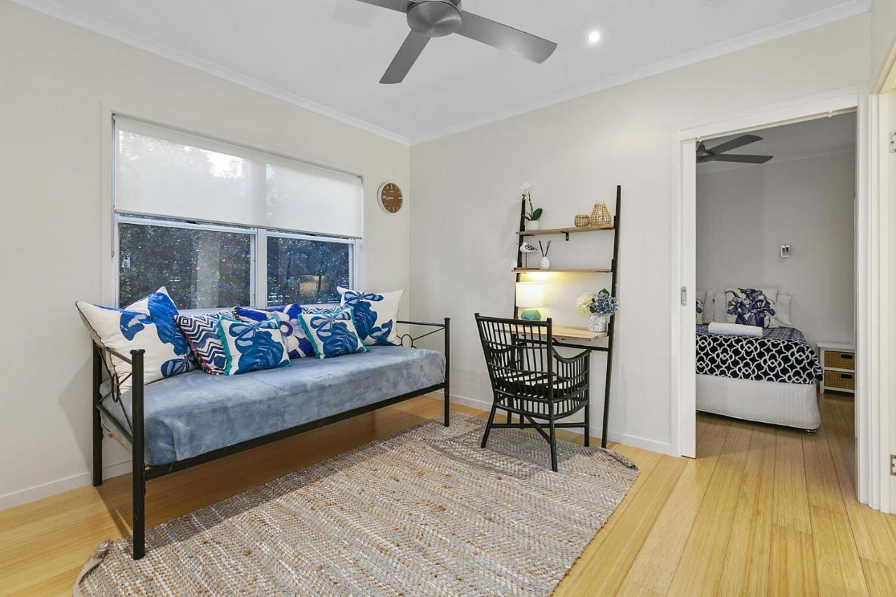 Stunning River House - 51 Hilton Esplanade Holiday home