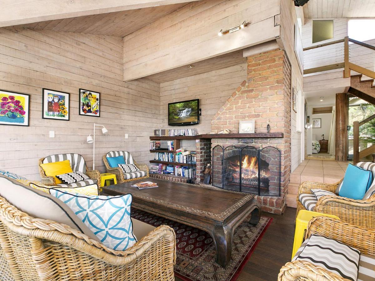 Serenity And Pet Friendly 9 Seaview Terrace Qld 4567 Holiday home