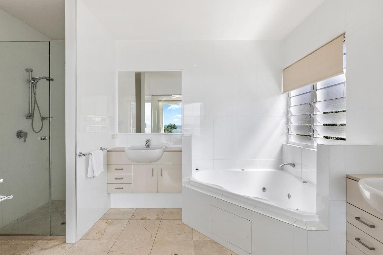 Relax In Stylish Comfort, Sunshine Sunshine Beach
