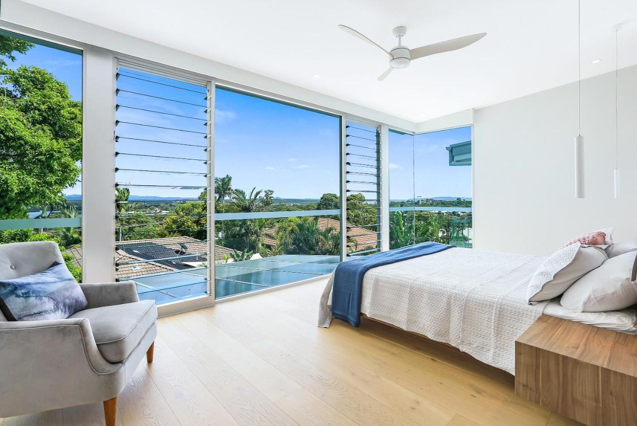 Magnificent Views On Arkana, Holiday home Noosa Heads