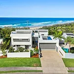Indulgent Beachside Luxury, Sunrise Beach