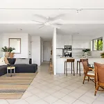 Cove Point 1 Beachside Chic Stay