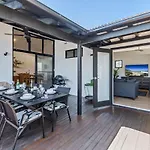 Pacific Stunning Coastal Home The Perfect Family Getaway