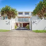 2 20 Kingfisher Dr Peregian Beach