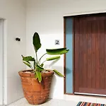 Chic Beachside Abode, Sunrise Beach