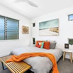 Chic Beachside Abode, Sunrise Beach