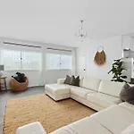 Sunshine Beach Bliss Inc Pool