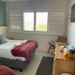Noosa Shores Apt 29-Noosa Heads-Near Hastings St