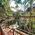 Ocean Breeze Resort