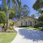 Witta Circle 65