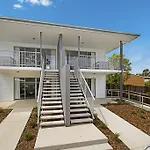 Cooroy Luxury Motel Apartments