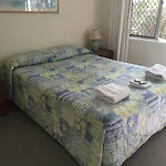 Sandy Court Holiday Units