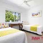 Modern Oasis In Noosa Heads