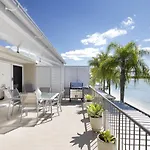 Noosa Haven Apt 12 Riverfront Elegance