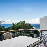 Tuscan Inspired Townhouse Minutes From The Beach