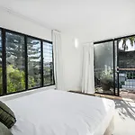 Tuscan Inspired Townhouse Minutes From The Beach