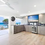 Ocean Panorama With Private Pool!