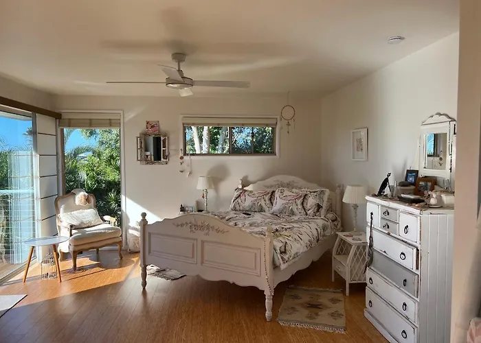 Gina\'S Place