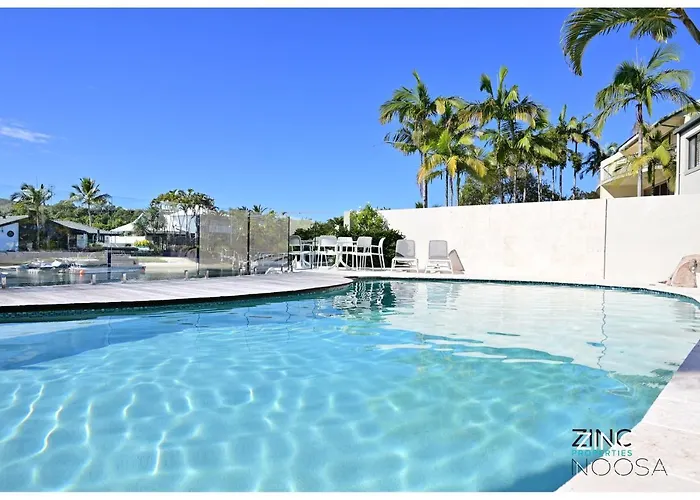 St Tropez 10 - Relaxing Noosa Water Views & Pool