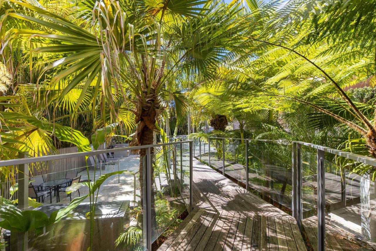 Stylish Beach Serenity, Naousa 5 Noosa Heads