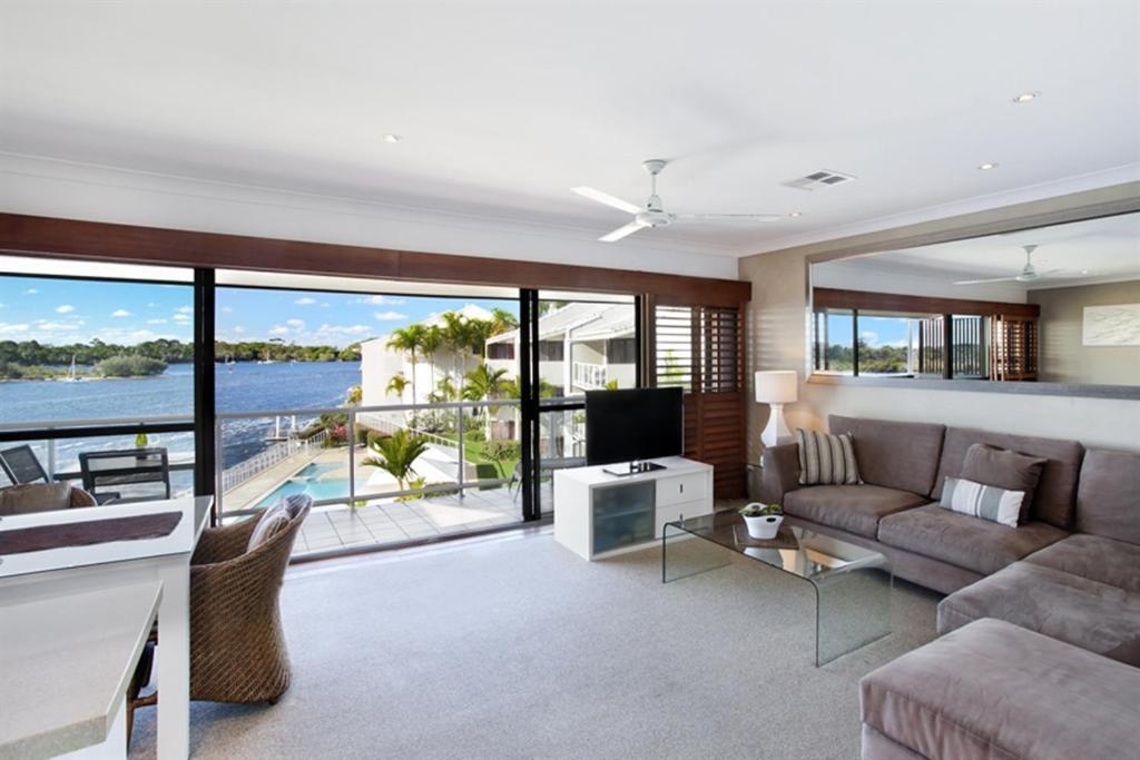 Aparthotel Shores