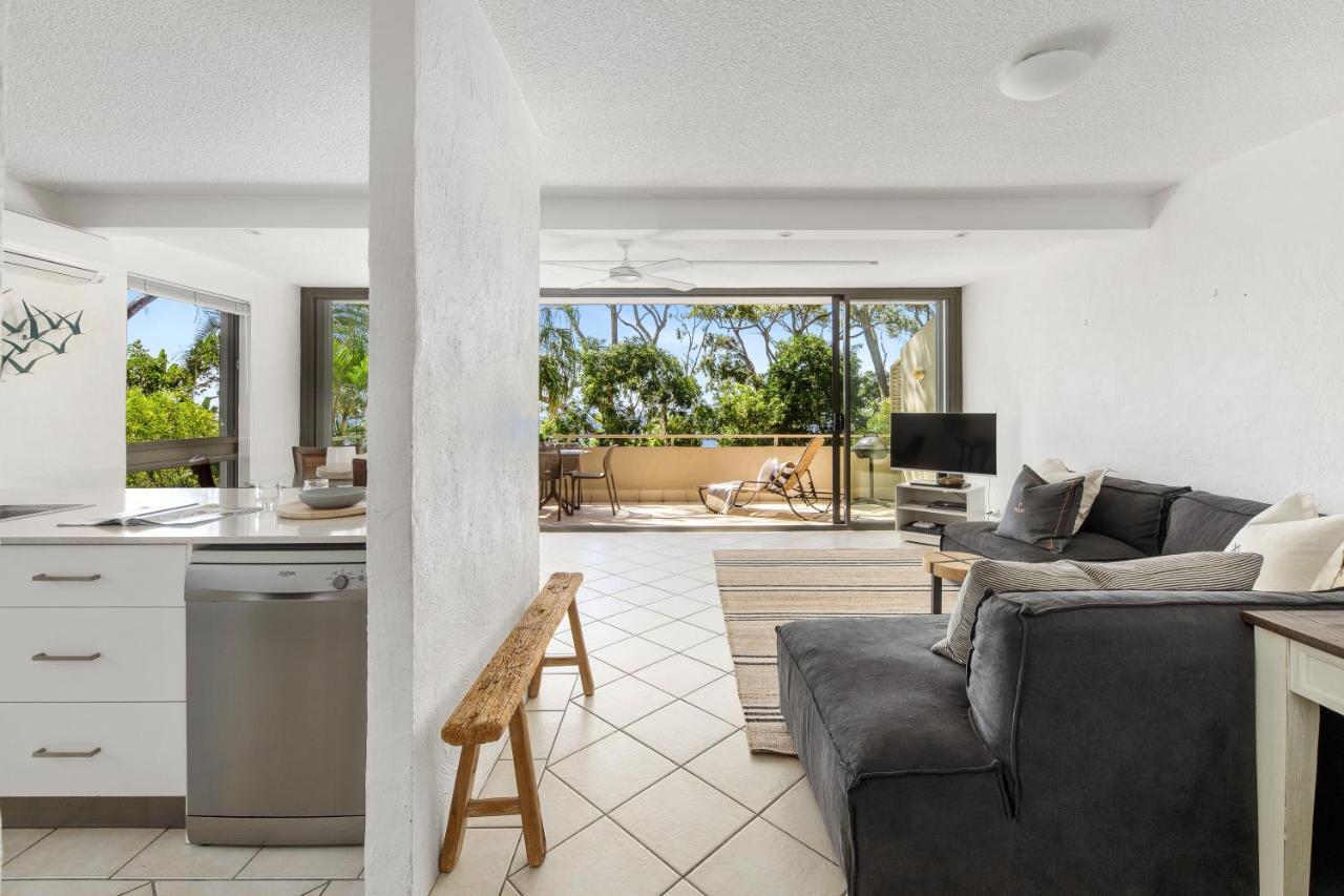 Cove Point 1 Beachside Chic Apartment