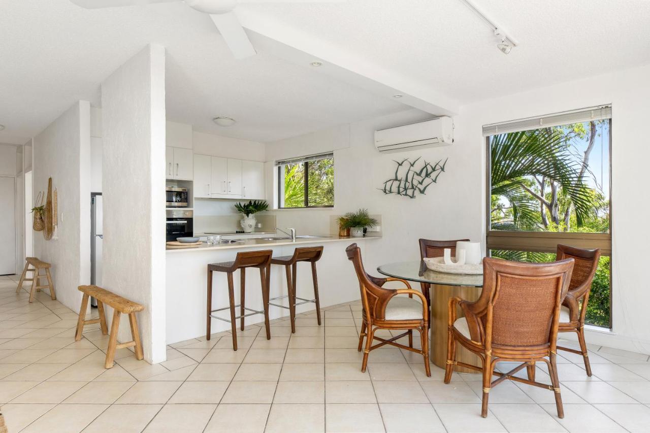 Cove Point 1 Beachside Chic Apartment