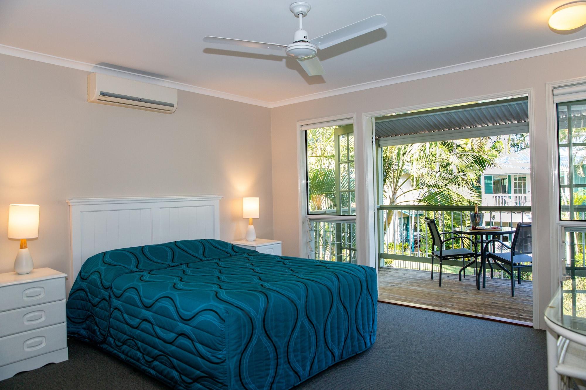 Coral Noosa 3*
