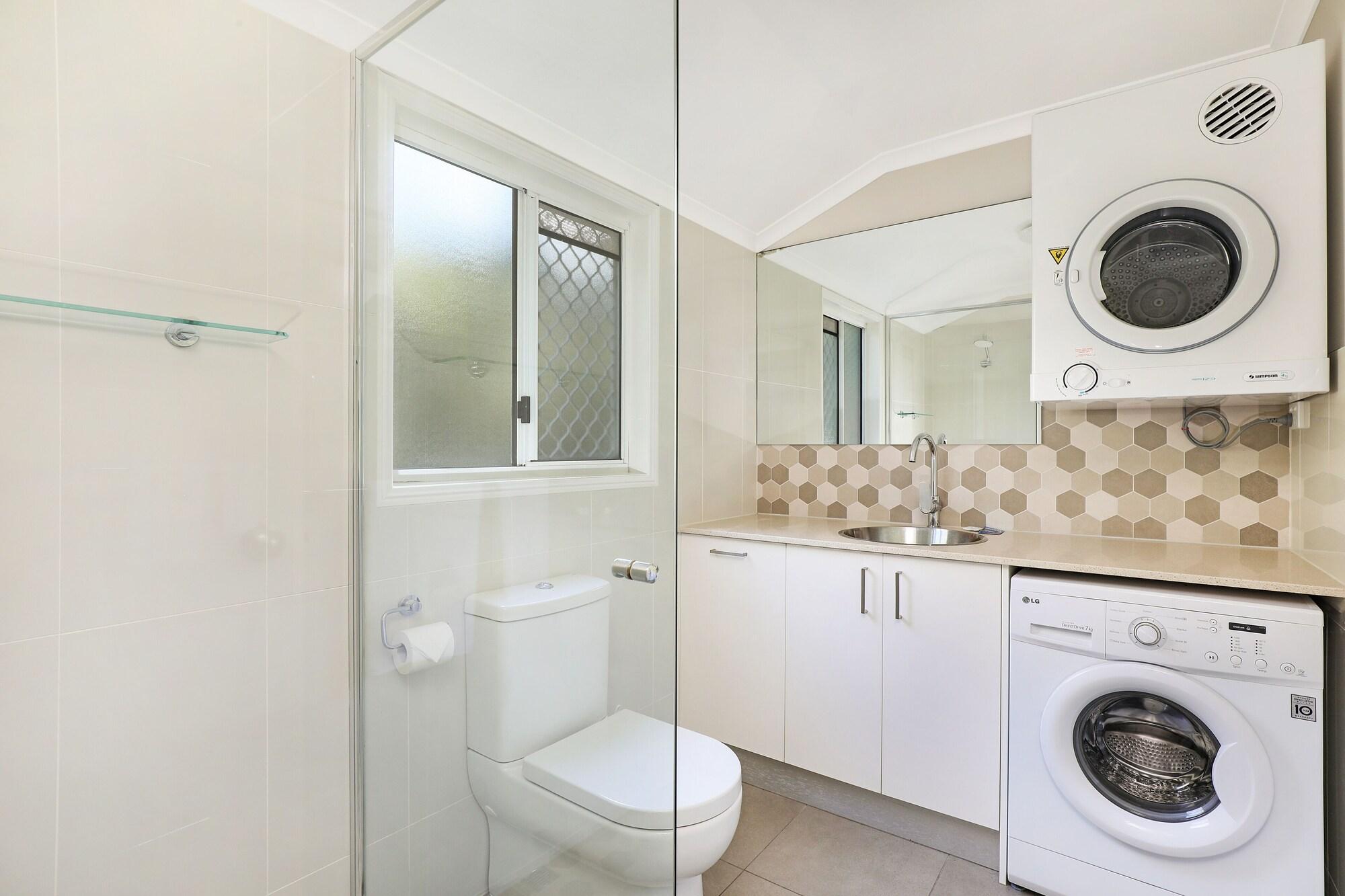 Coral Noosa 3*