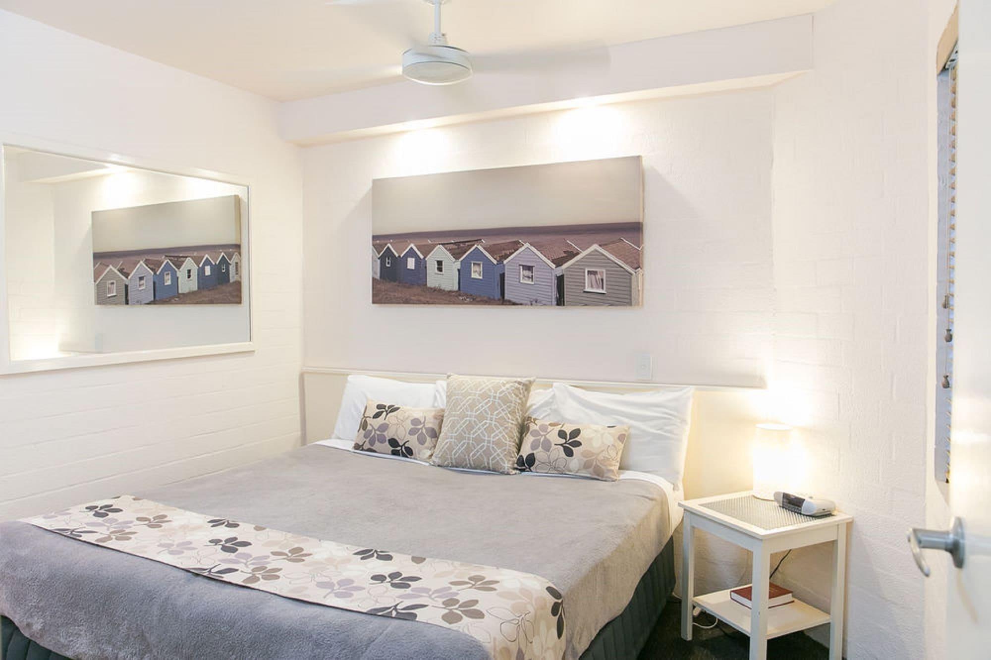 Aparthotel Ocean Breeze 3*