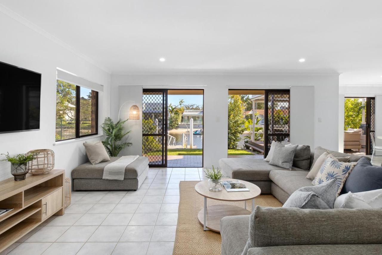 Holiday home Riverfront Splendour, Ideal For Families
