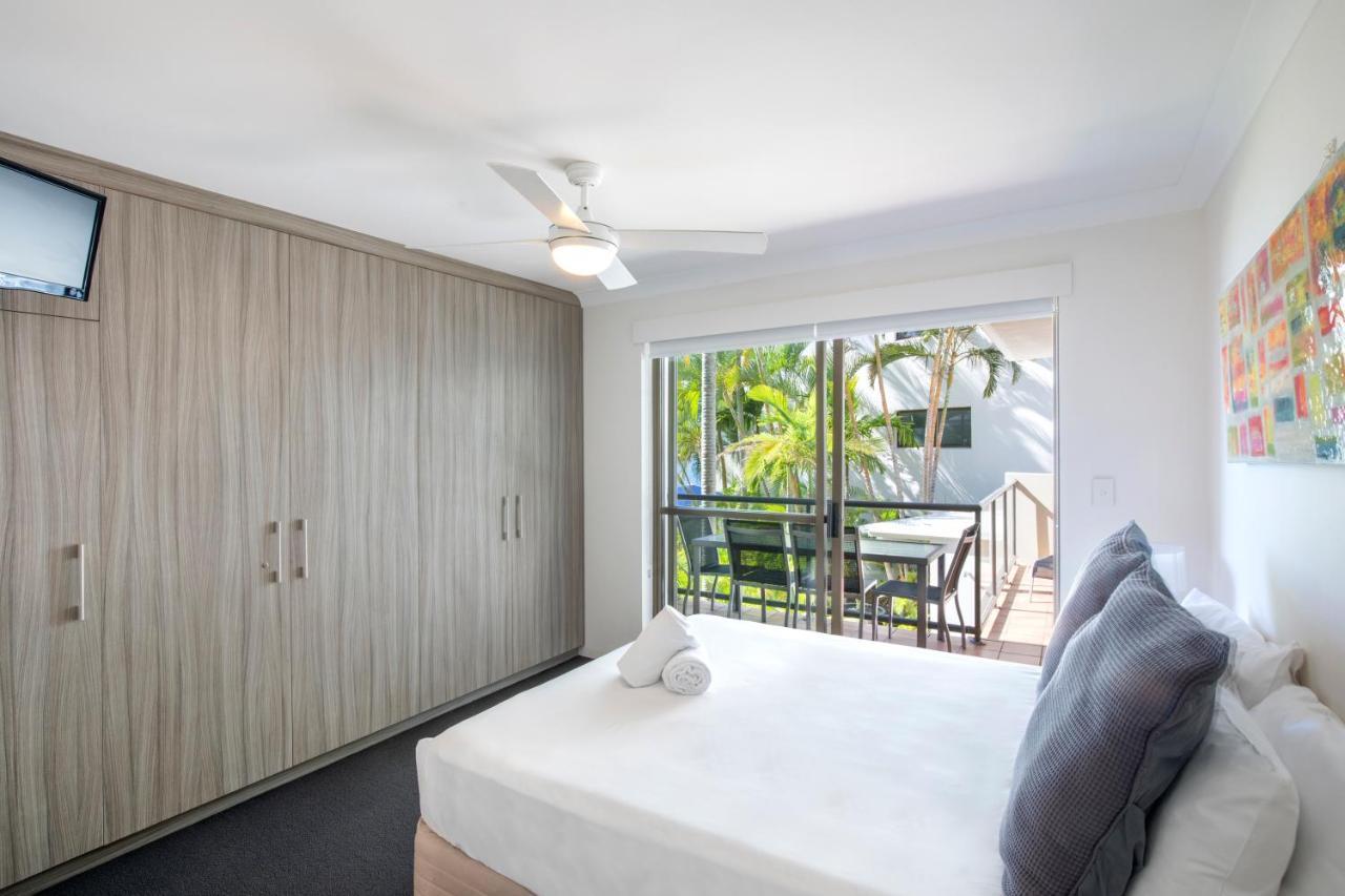 Shores Aparthotel 4*