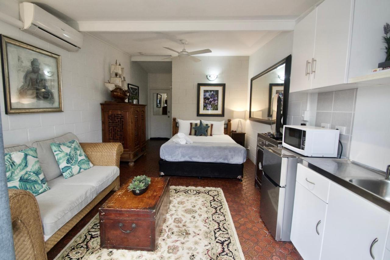 Hideaway Noosa Men Only Beach Resort Peregian Beach