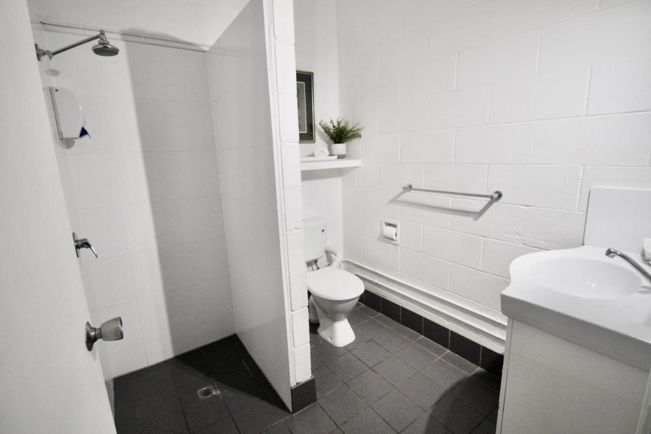 Hideaway Noosa Men Only Beach Resort