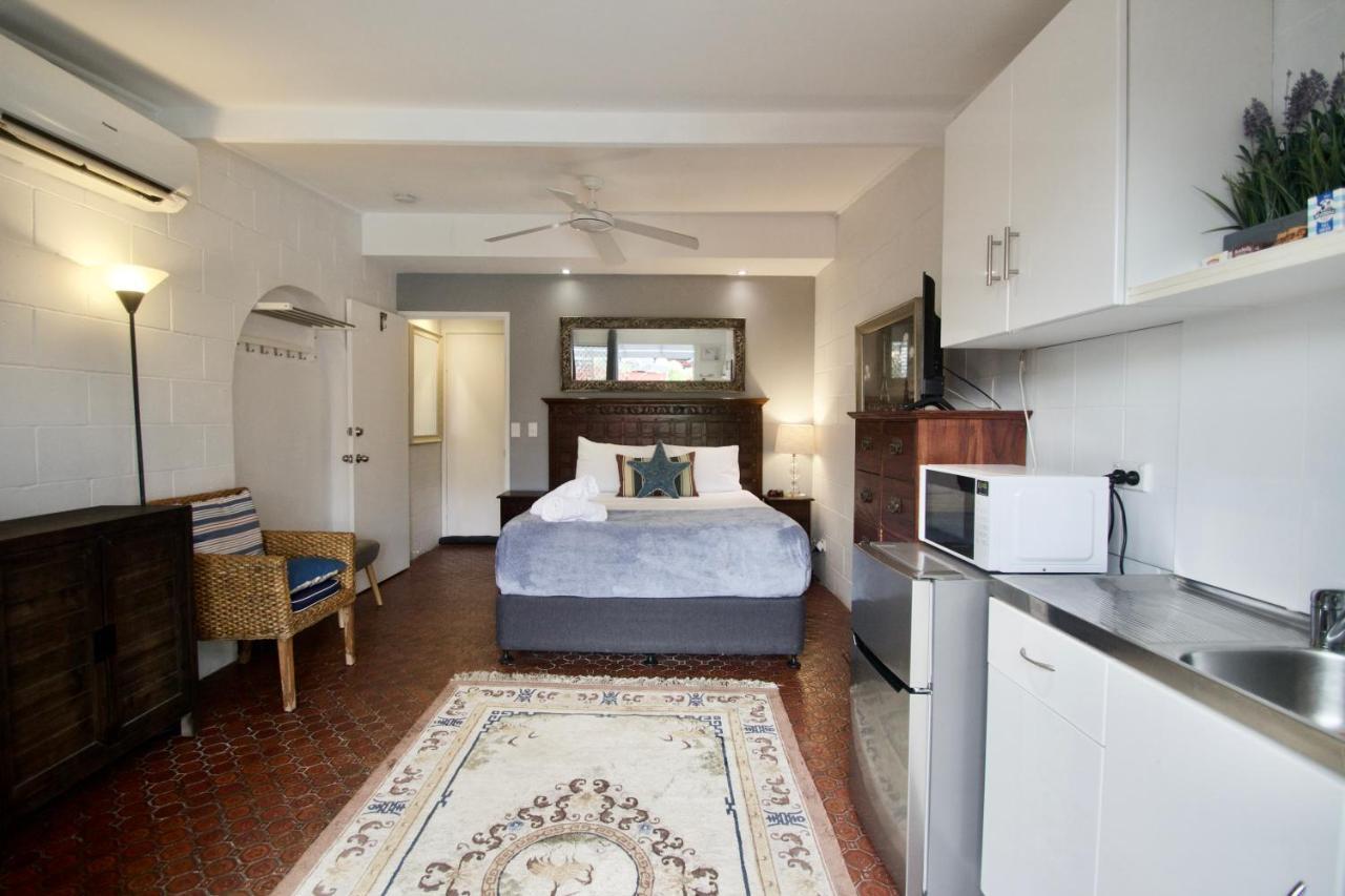 Resort Hideaway Noosa Men Only Beach Peregian Beach