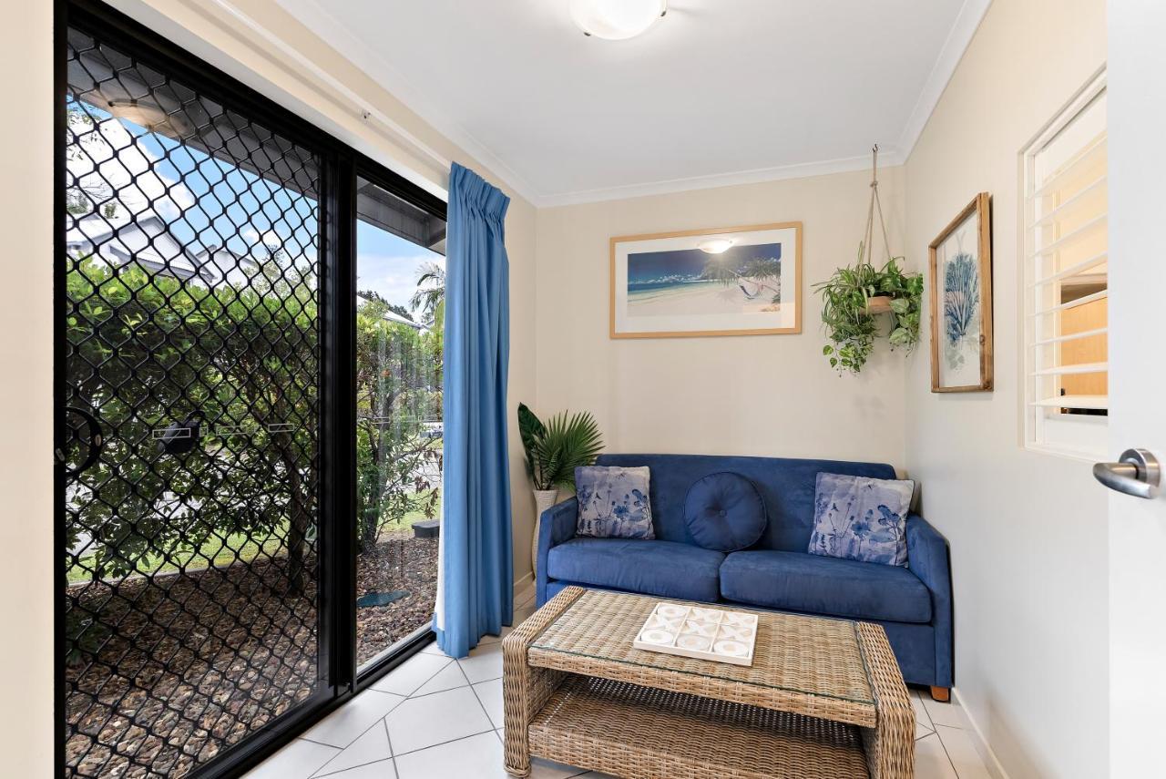 Relax And Unwind In 2 Bedroom Townhouse Apartment *